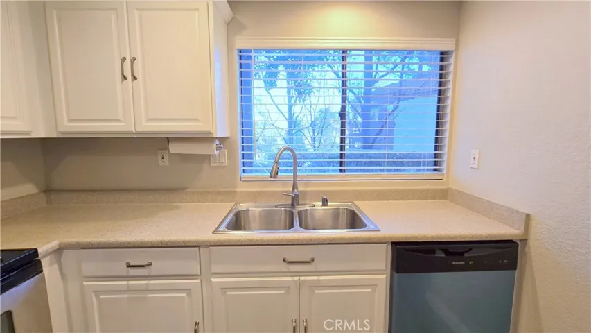 22745 Lakeway Drive 371, Diamond Bar, California 91765