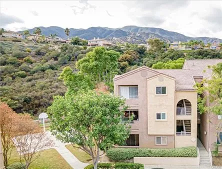 2500 San Gabriel Way 201, Corona, California 92882