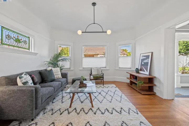 2446 San Jose Ave, Alameda, California 94501