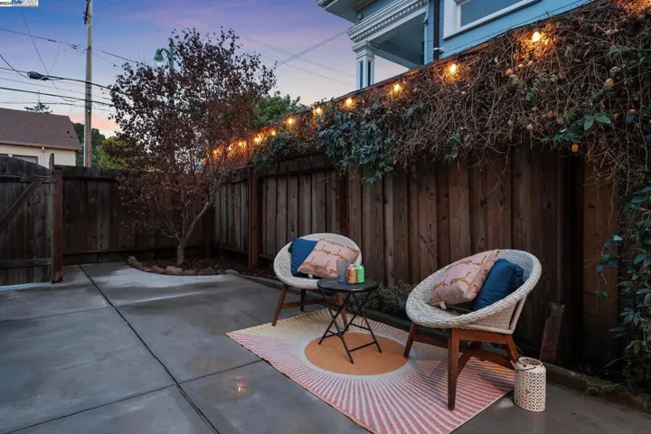 2446 San Jose Ave, Alameda, California 94501