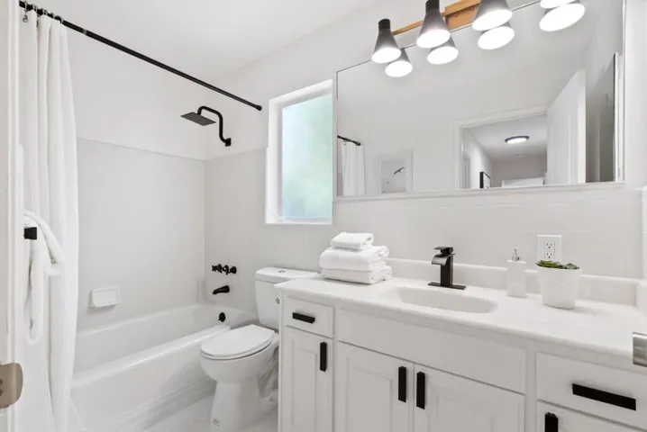 1107 Covington Road, Los Altos, California 94024
