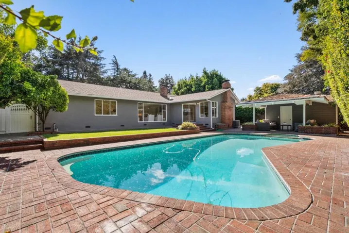 1107 Covington Road, Los Altos, California 94024