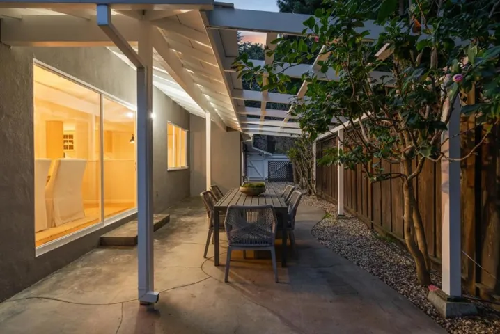1107 Covington Road, Los Altos, California 94024