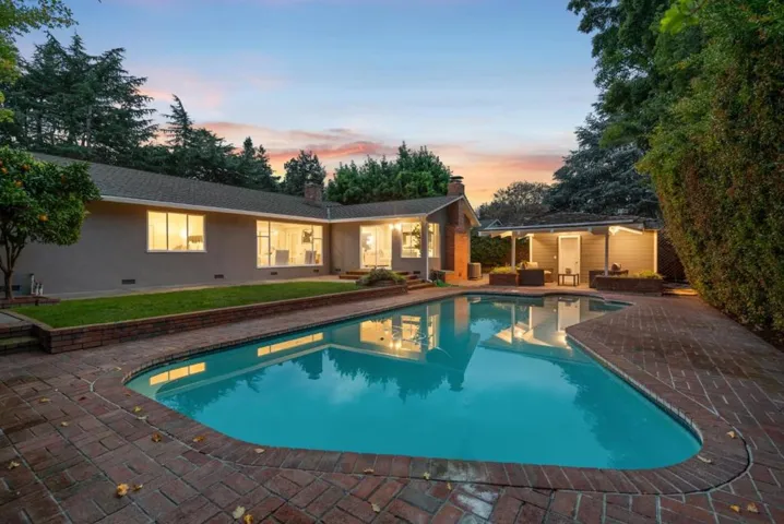 1107 Covington Road, Los Altos, California 94024