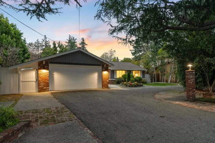 1107 Covington Road, Los Altos, California 94024