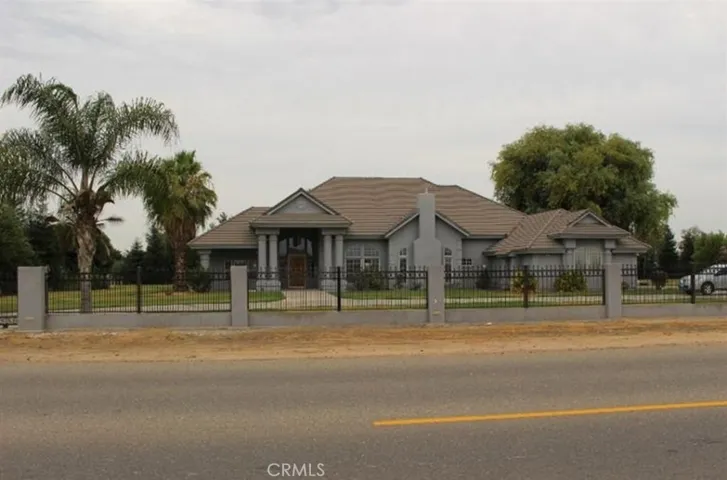 895 S Marks Ave, Fresno, California 93706
