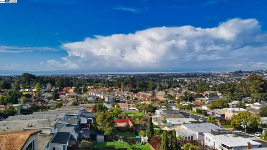 2992 Pickford Way, Hayward, California 94541