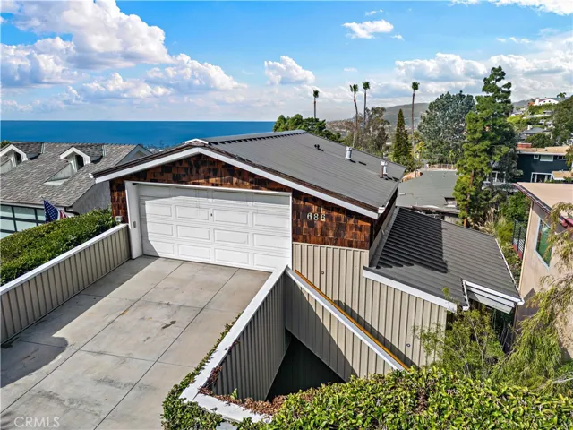 686 Diamond Street, Laguna Beach, California 92651