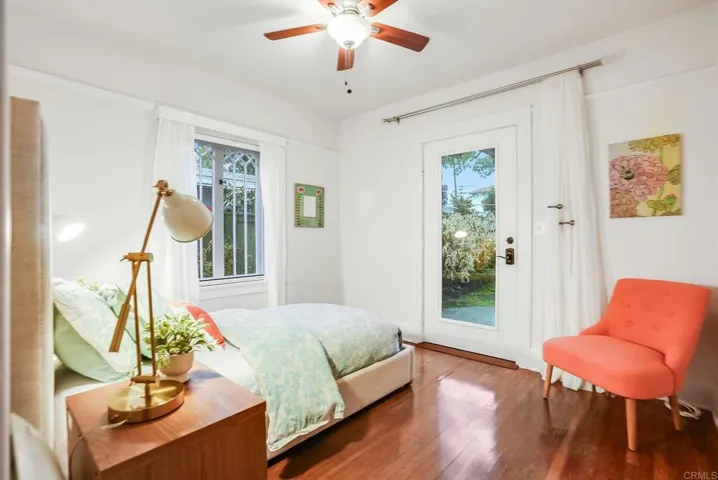 Bedroom/Den