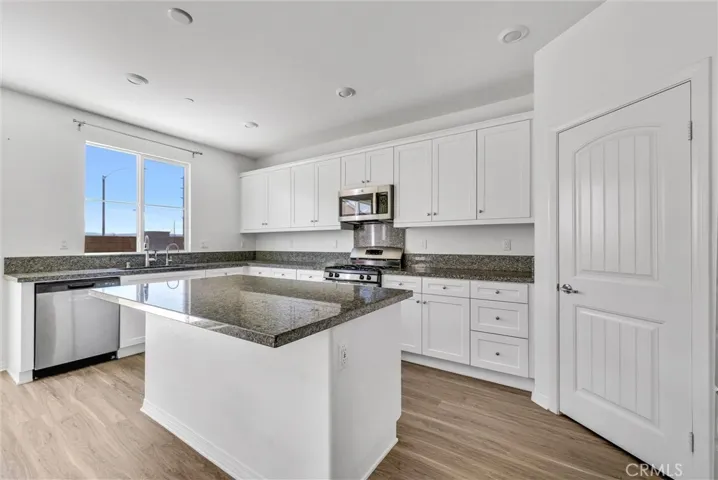 27592 Arden Street, Menifee, California 92585