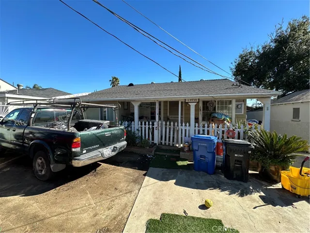 13976 Beaver Street, Sylmar, California 91342