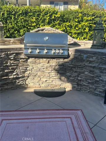 Built in barbecue