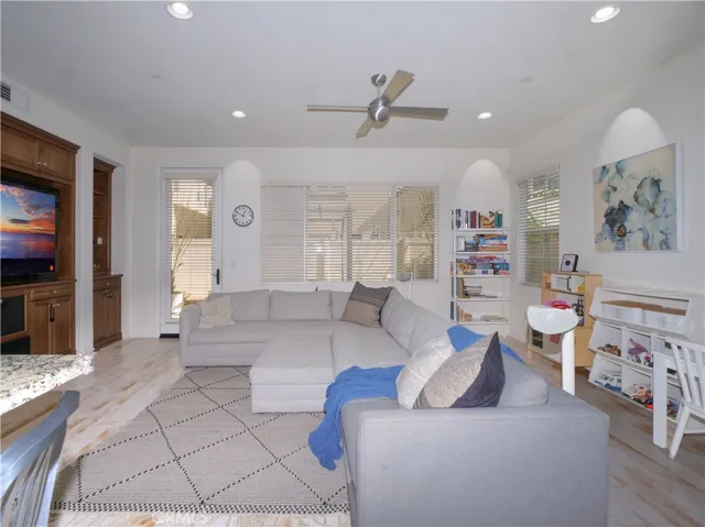 783 Gatun Street 514, San Pedro, California 90731