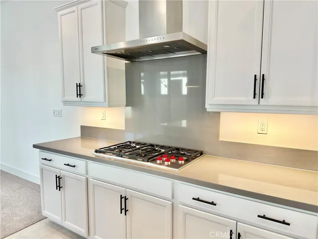 129 Bosal, Irvine, California 92618