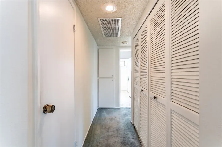 10566 Sunland Boulevard 7, Sunland, California 91040