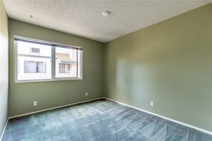10566 Sunland Boulevard 7, Sunland, California 91040
