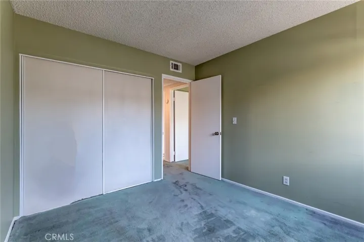 10566 Sunland Boulevard 7, Sunland, California 91040
