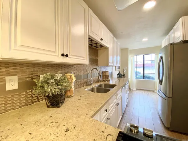191 Espanas Glen, Escondido, California 92026