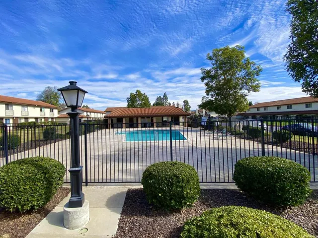 191 Espanas Glen, Escondido, California 92026