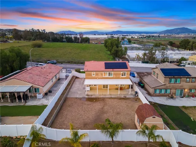 717 Van Way, Perris, California 92570