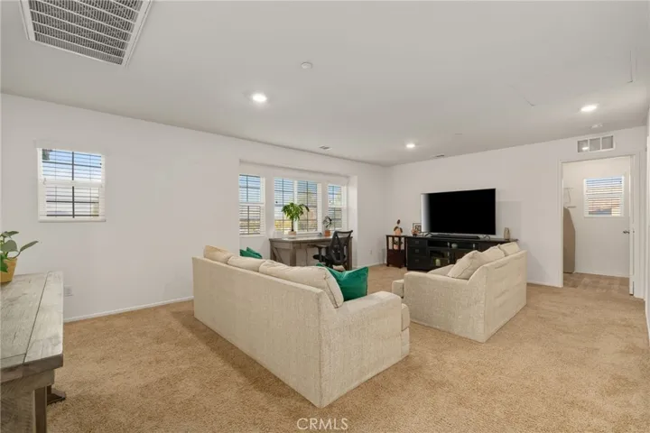 717 Van Way, Perris, California 92570
