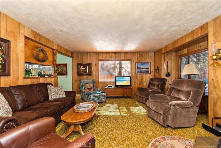 936 Tinkerbell Avenue, Big Bear City, California 92314