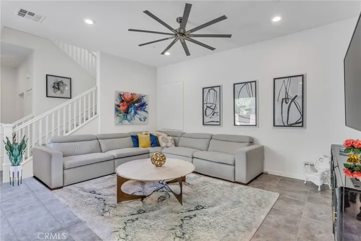 120 Stellar, Irvine, California 92618