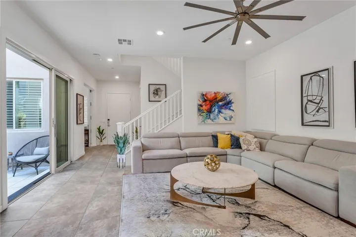 120 Stellar, Irvine, California 92618