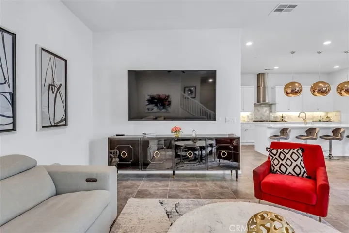 120 Stellar, Irvine, California 92618