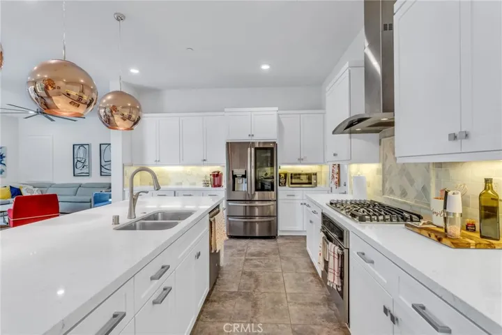 120 Stellar, Irvine, California 92618