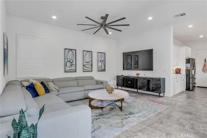 120 Stellar, Irvine, California 92618