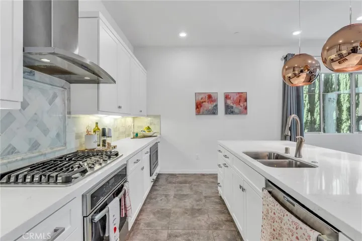 120 Stellar, Irvine, California 92618