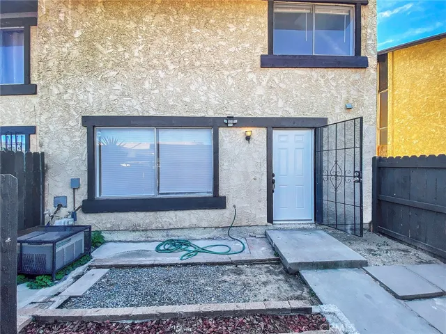 26869 Mossway Street, Highland, California 92346