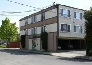65 Hemlock 10, Redwood City, California 94061