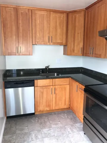 65 Hemlock 10, Redwood City, California 94061