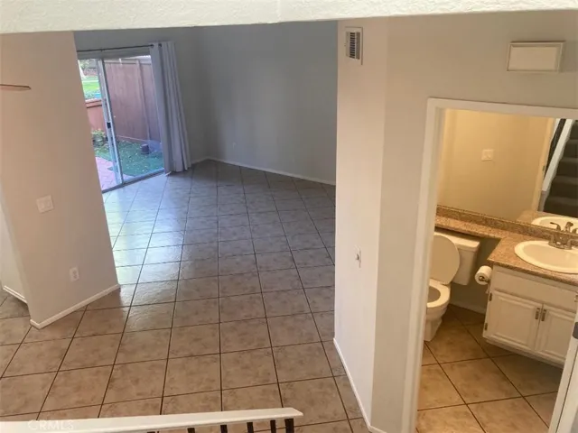 1774 Dumitru Way B, Corona, California 92881