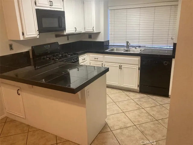 1774 Dumitru Way B, Corona, California 92881