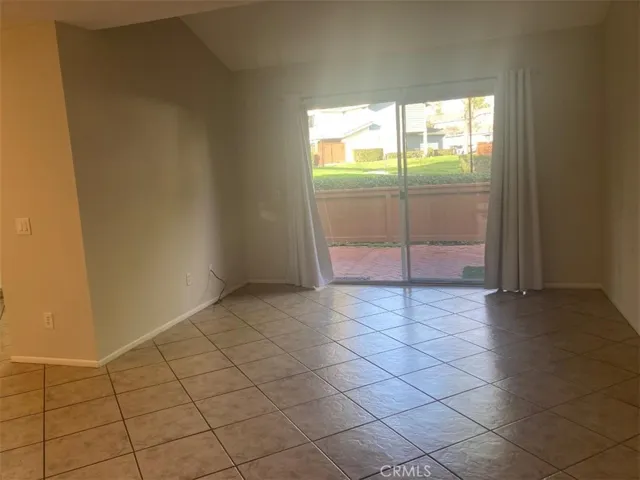 1774 Dumitru Way B, Corona, California 92881