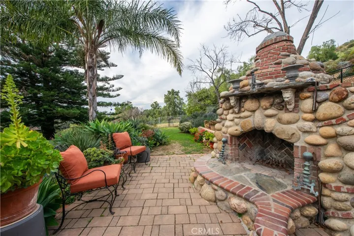 1255 Hilltop Road, Simi Valley, California 93063
