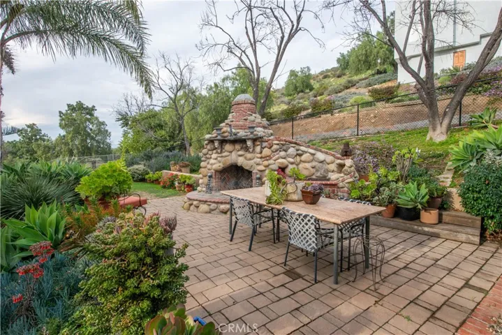 1255 Hilltop Road, Simi Valley, California 93063