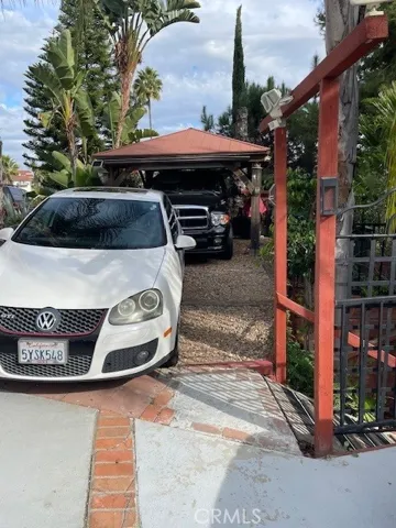 Studio parking