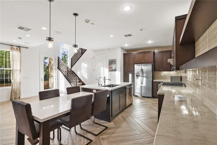 306 Finch, Lake Forest, California 92630