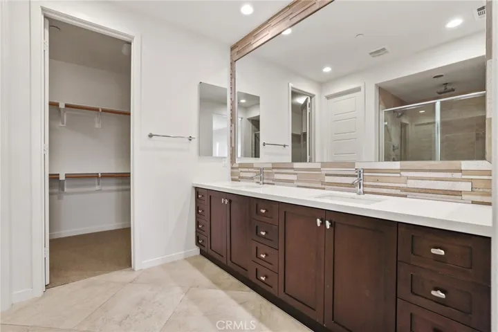 306 Finch, Lake Forest, California 92630