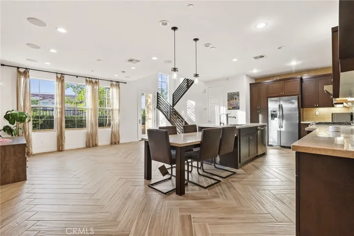 306 Finch, Lake Forest, California 92630
