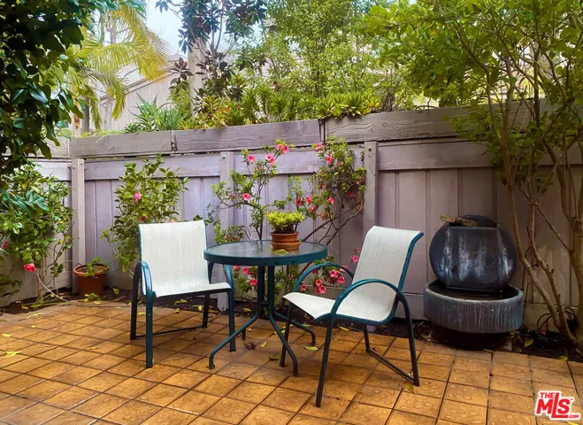 1307 Palisades Drive, Pacific Palisades, California 90272