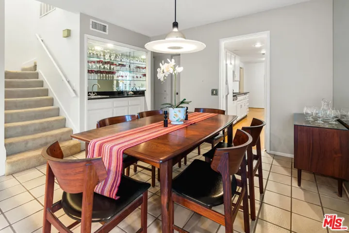1307 Palisades Drive, Pacific Palisades, California 90272