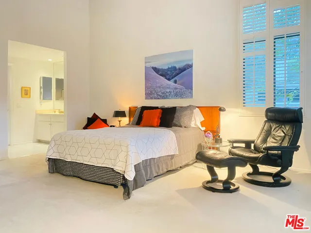 1307 Palisades Drive, Pacific Palisades, California 90272