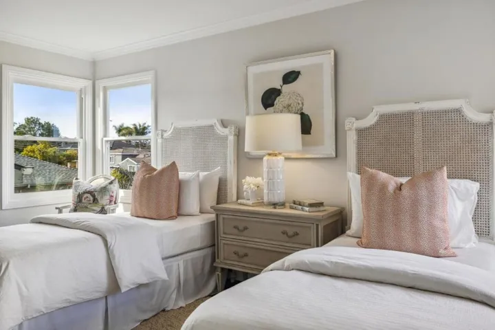 310 W 25th Avenue, San Mateo, California 94403