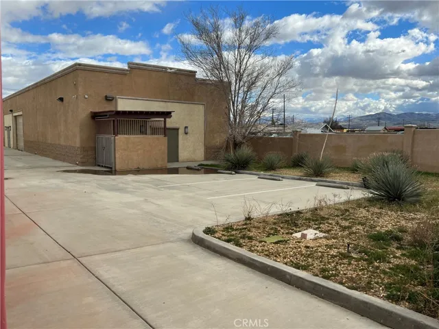 38325 6th E Street, Palmdale, California 93550