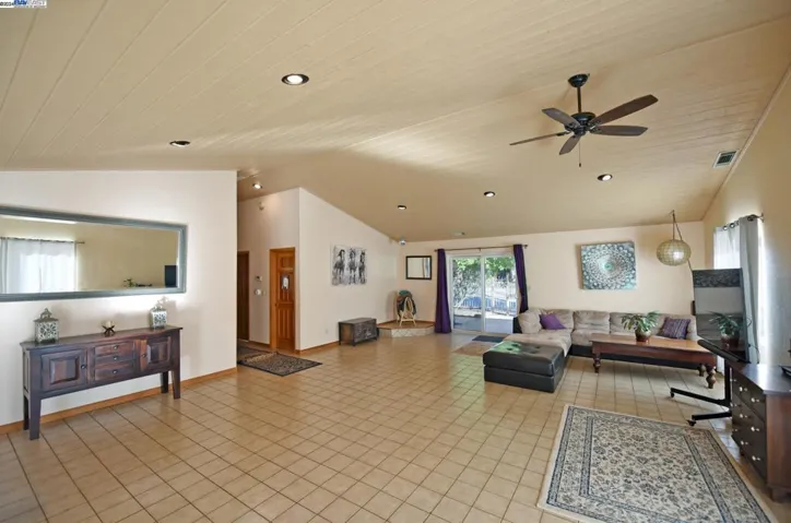 20862 E Spring Ranches Rd, Grass Valley, California 95949